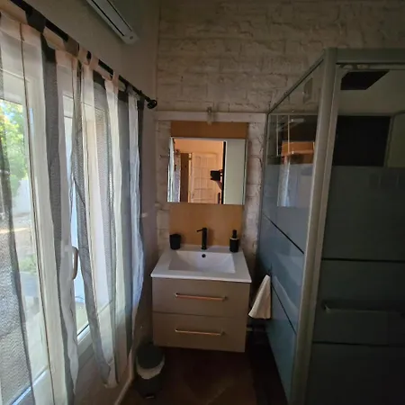 Coquet A La Campagne Citadine * Nîmes
